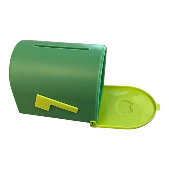 Bullseye's Playground Play Pretend Mailbox Toy Green 4”x 3.25”x 3.2” NEW - Picture 3 of 4